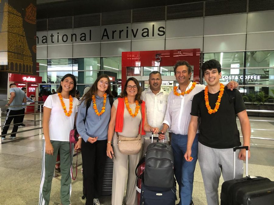 India Karni guests enjoying their journey