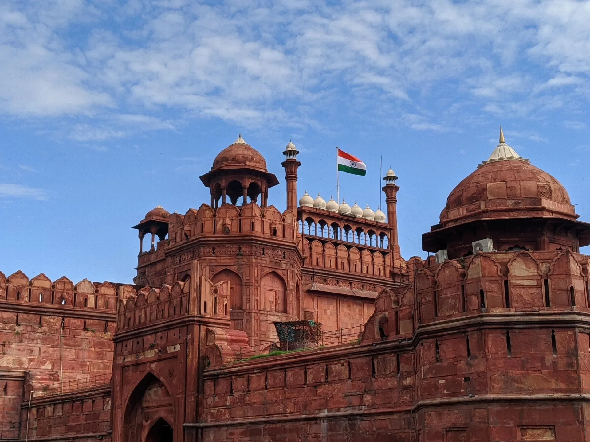 Enjoy the history of Delhi before heading to the Pink City, Jaipur