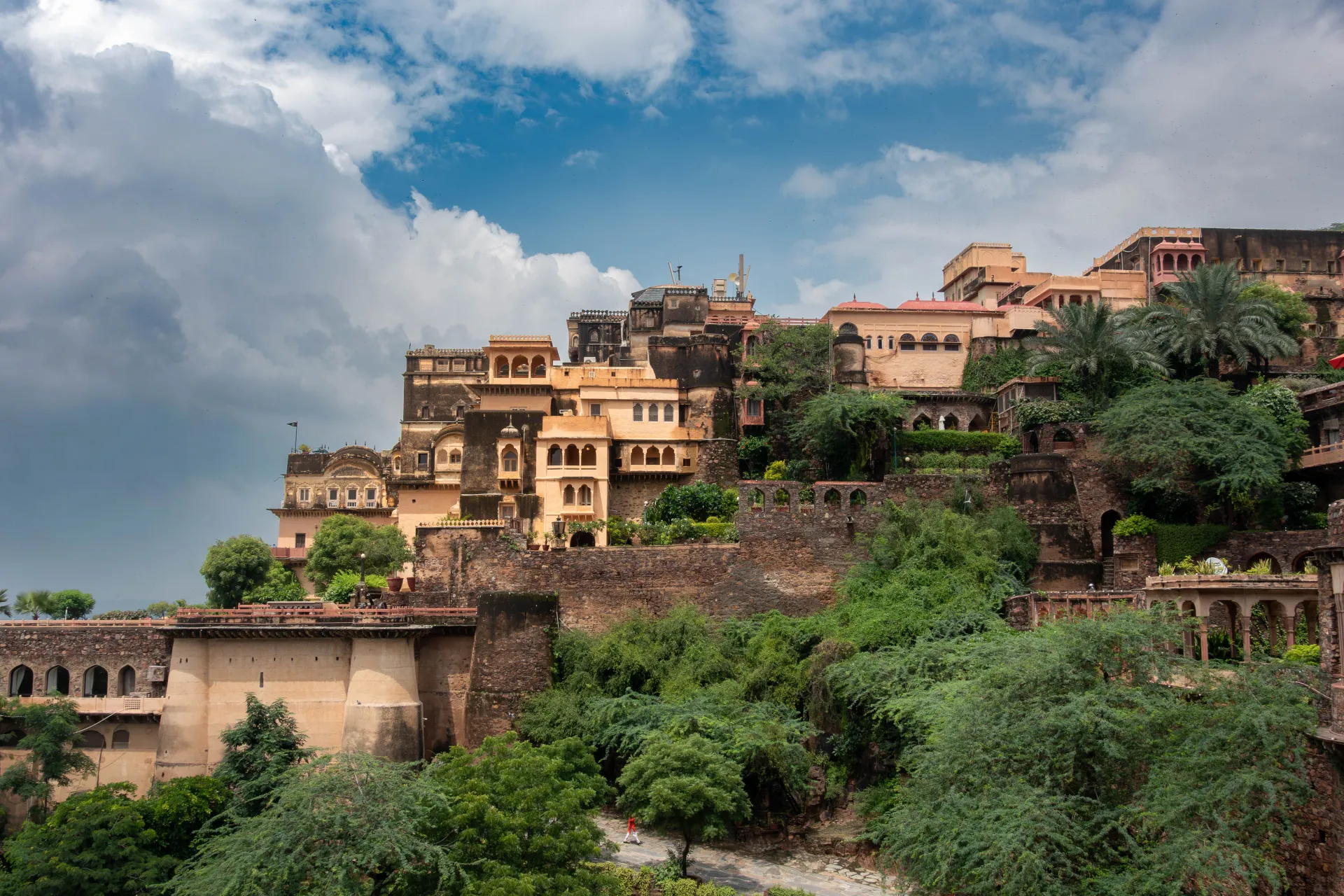Head to the quaint, little village of Samode