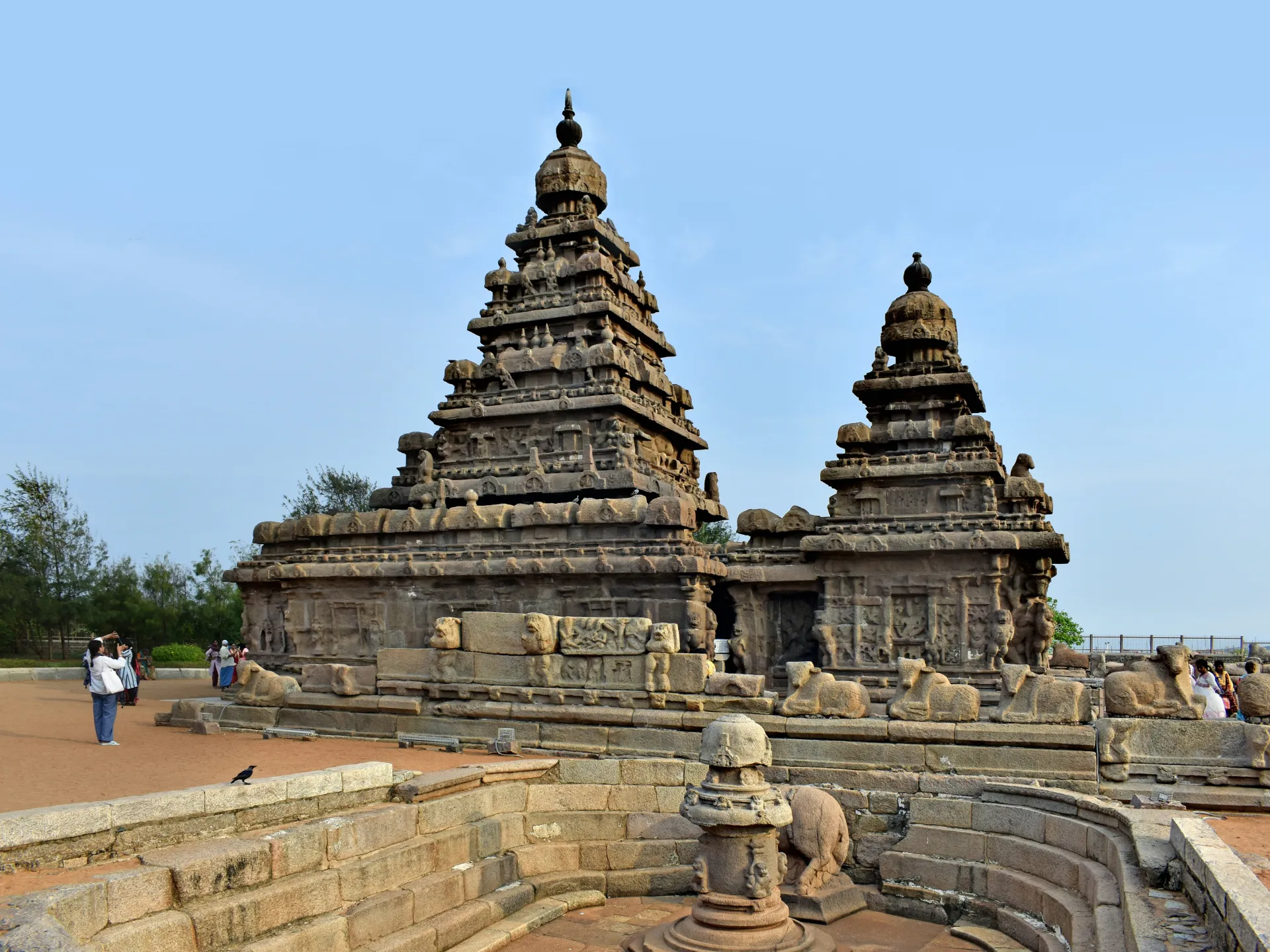 Chennai / Kanchipuram / Mahabalipuram - 150 kms (3 hrs drive)